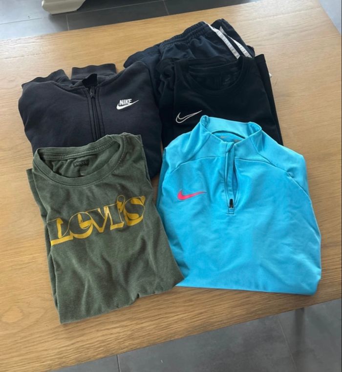 Lot vêtement garçon 14 ans