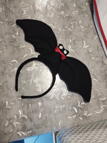 Serre tête chauve souris