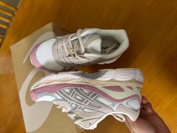 ASICS GEL-NYC Rose 40