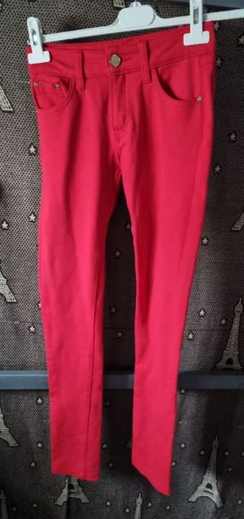Jean rouge taille 38