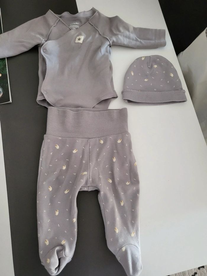 Ensemble body+pontalon +bonnet - photo numéro 2