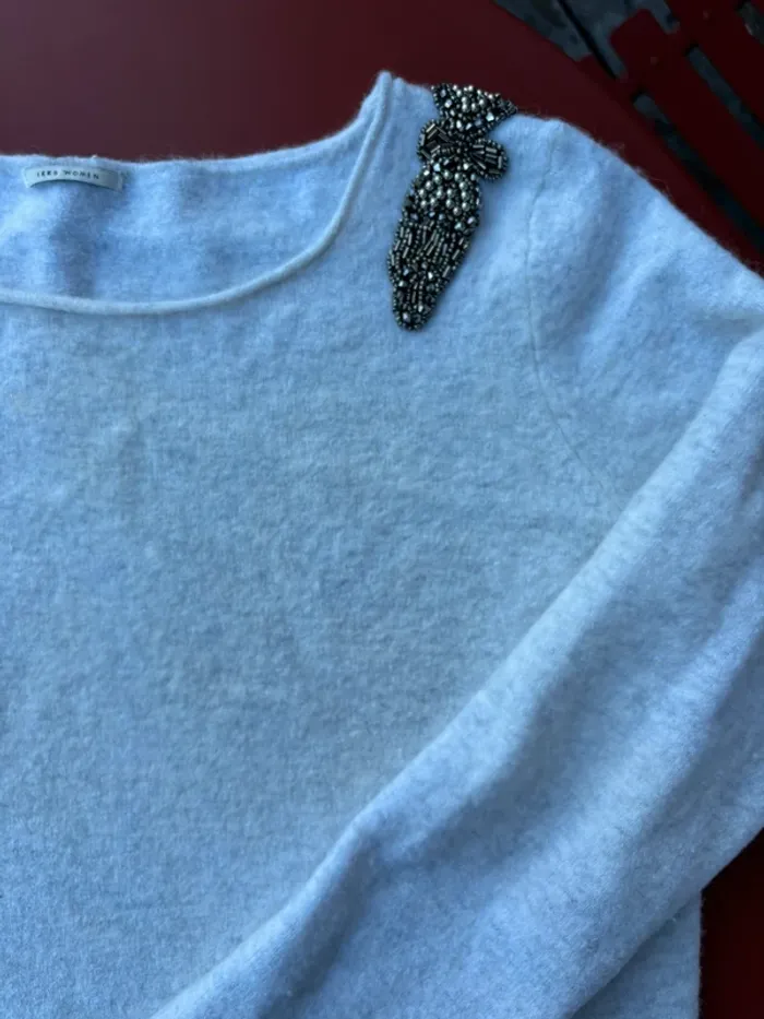 Pull bijoux - photo numéro 2