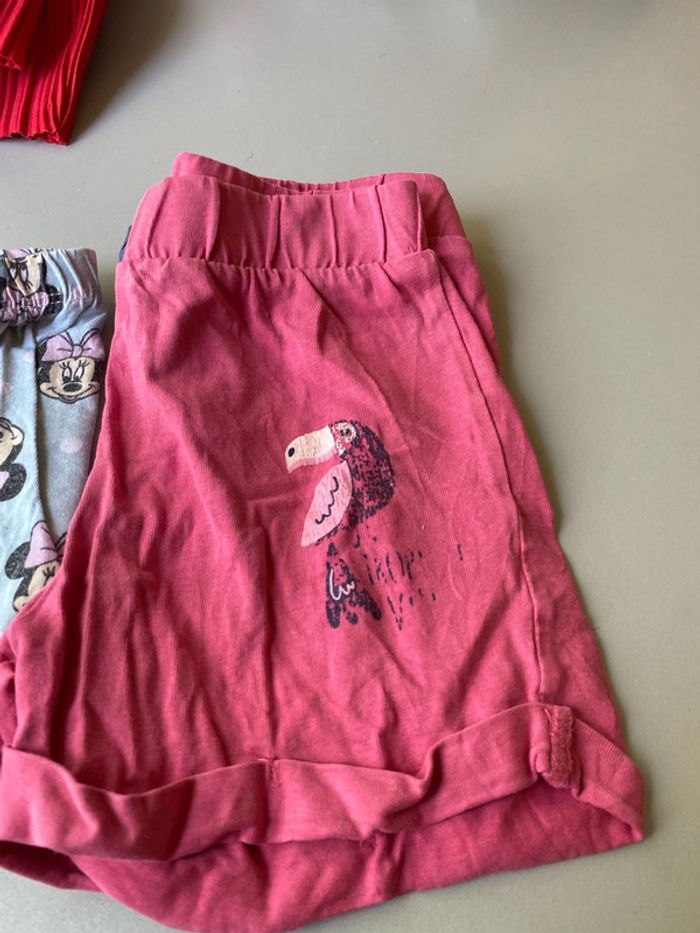 Lots de deux shorts 8 ans - photo numéro 4