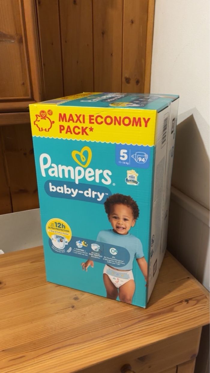 Couche Pampers baby dry 5