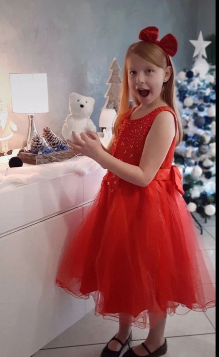 Robe rouge fêtes neuve 2 ans - photo numéro 4