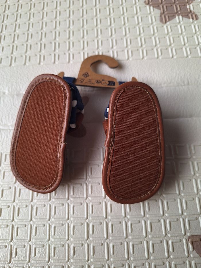 Sandales bébé 0-3 mois neuves - photo numéro 3