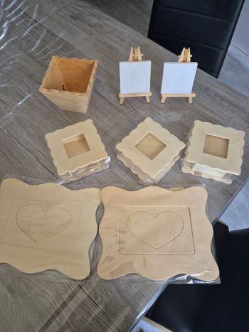 Lot d'accessoires en bois à peindre pour les enfants