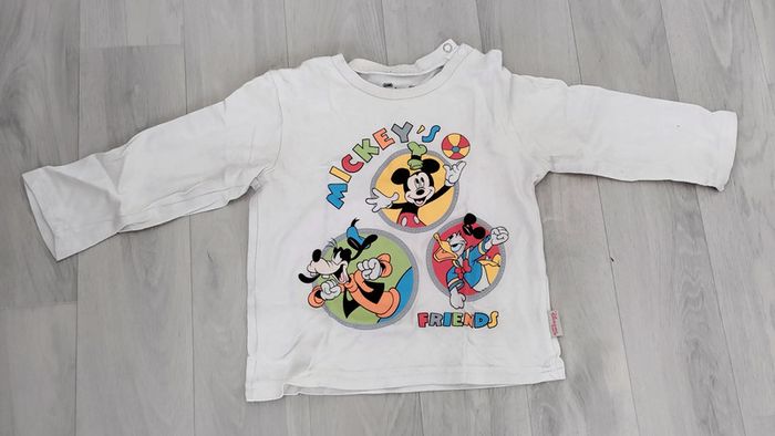Tee shirt manches longues Mickey 2€