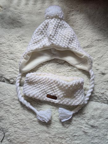 Ensemble bonnet + tour de coup