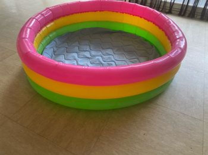 Piscine gonflable - photo numéro 2
