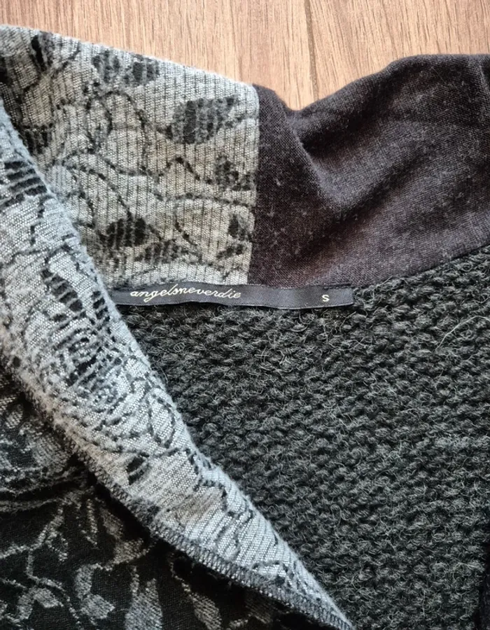 Robe pull originale grise angels Nevers die - photo numéro 5