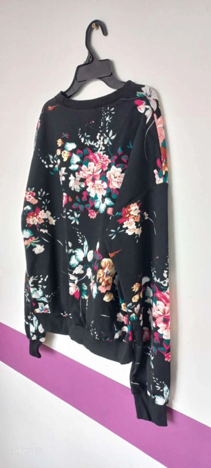 Sweat shirt imprimé floral - photo numéro 3