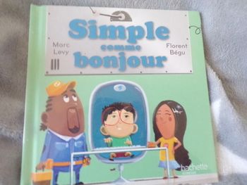 Livre macdo N°9 Simple comme bonjour Neuf sous blister