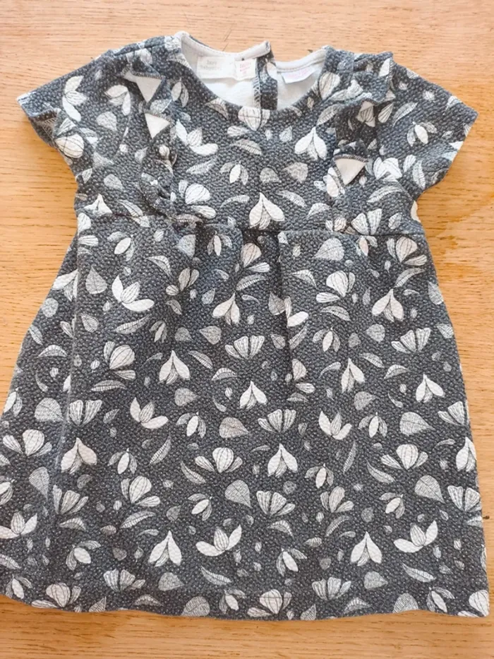 Robe Zara 18 mois 24 mois excellent état fille - photo numéro 2