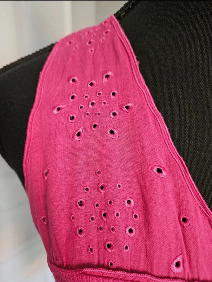 NEUF Top sans manche Chattawak fuschia taille 36 - photo numéro 2