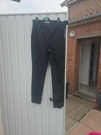 Pantalon effet huilé
