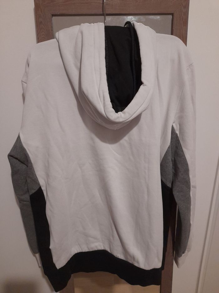 Sweat à capuche taille M C&A - photo numéro 2