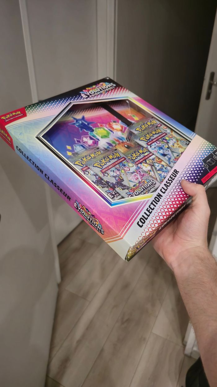 Classeur Pokémon Ev8.5 Évolutions Prismatiques - photo numéro 2