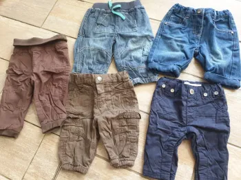 Lot 5 pantalons 1 mois