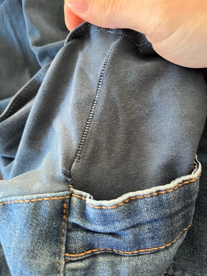 Jean de grossesse Kiabi 42 - photo numéro 4