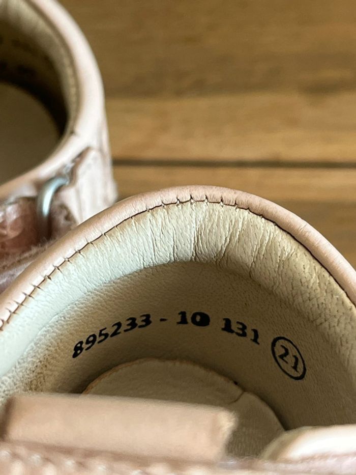 Chaussures en cuir rose Kickers - photo numéro 4
