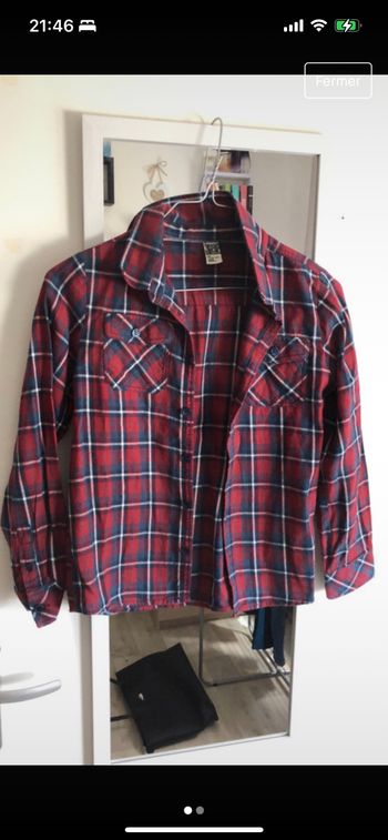 Chemise tape à l’œil