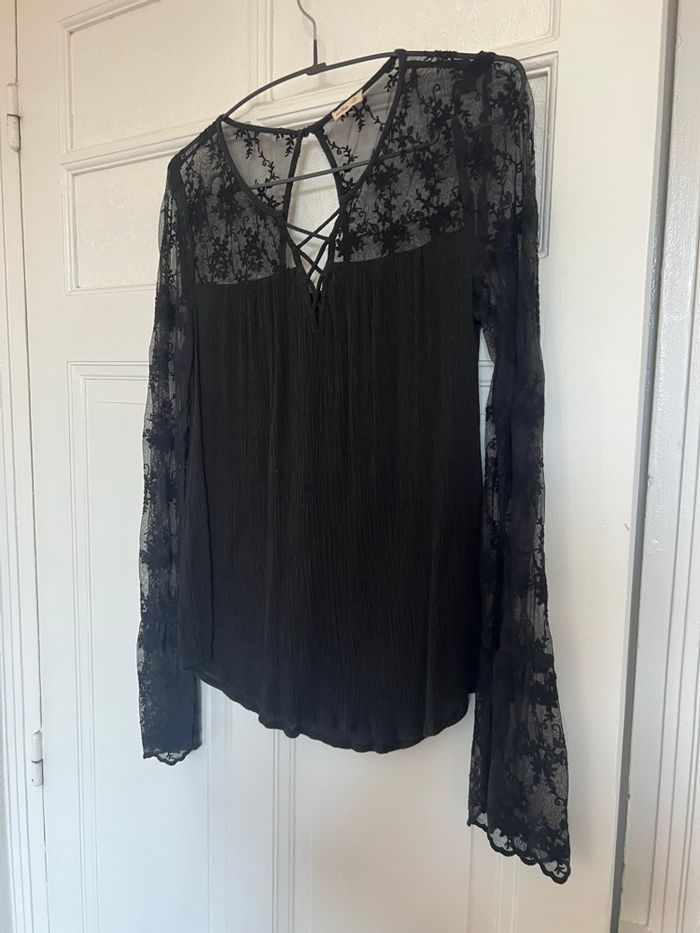 Blouse noire hollister taille XS