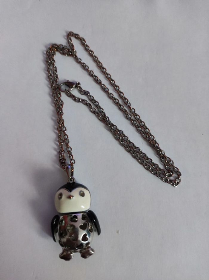 Collier pingouin