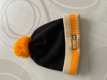 Bonnet avec pompon - TU - CCM
