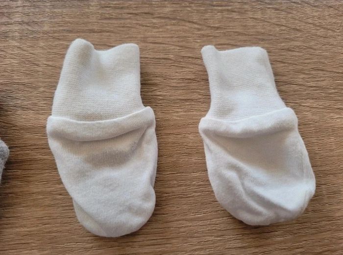 Lot bonnets, moufles et chaussons garçon naissance - photo numéro 7