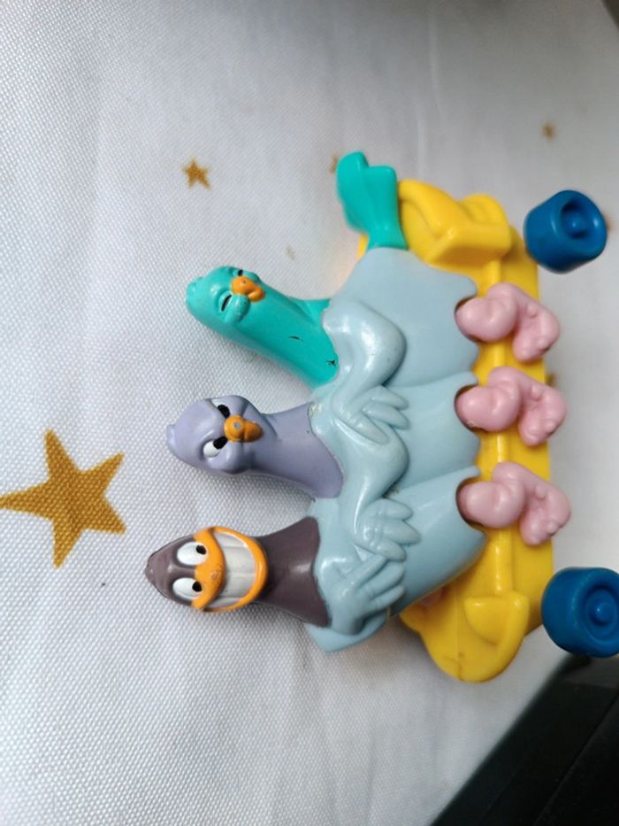 Figurine oiseau bird pigeon skate jaune yellow Warner Bros 1993 animaniacs glace icecream chariot - photo numéro 10