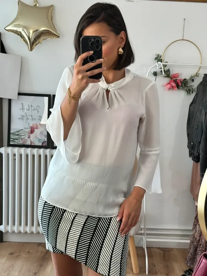 Blouse Karl Lagerfeld blanche taille 36 - photo numéro 3