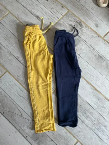 Très joli lot de pantalons chauds fille 8 ans