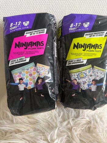 2 paquets de couches pour enfant 
