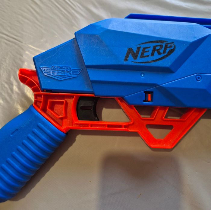 Hasbro -Nerf alpha strike wolf LR-1 bleu et rouge blaster - photo numéro 2