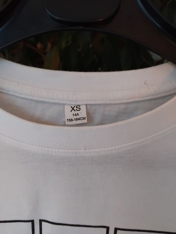 Tee-shirt manches longues one piece 14 ans - photo numéro 3