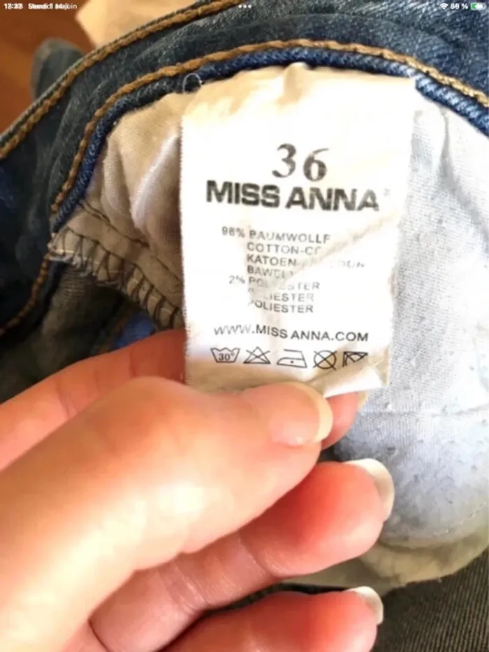 Short en jean troué Miss Anna taille 34/36 - photo numéro 11