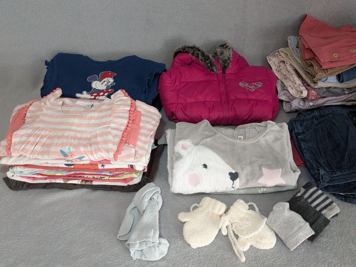 Lot Vêtement Fille 12 mois - photo numéro 2