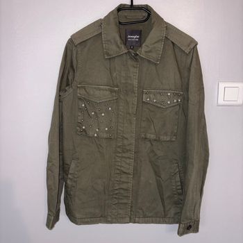 Veste décorée style militaire
