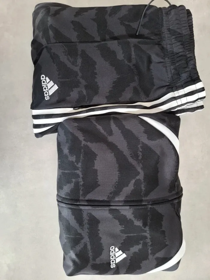 Survêtement Adidas neuf mix and match - photo numéro 6