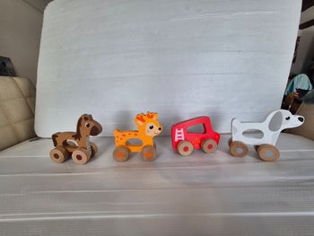 Lot 4 jouets en bois