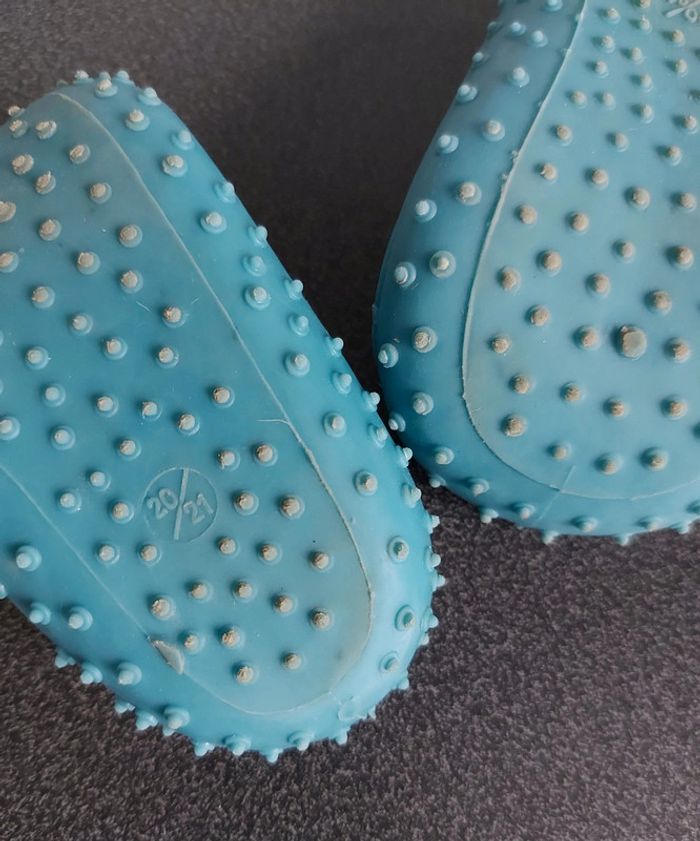 Tongs pour la piscine - photo numéro 4