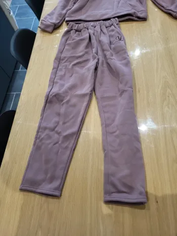 Ensemble mauve