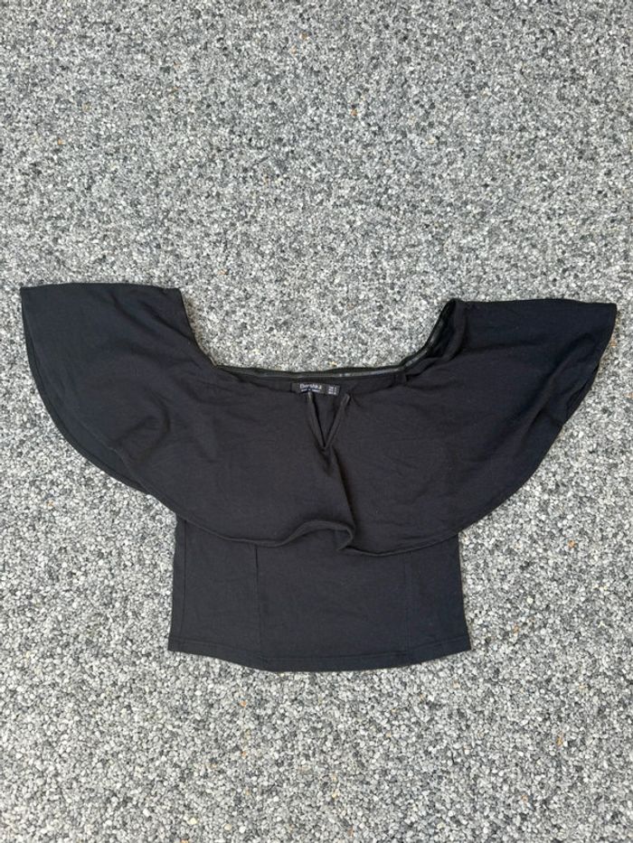 Haut épaule dénudé Bershka