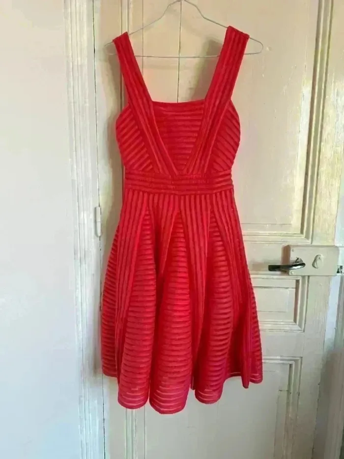 Sublime robe Maje rouge corail, taille 1 (36) - Parfait état