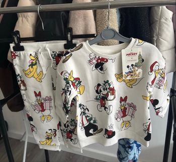 Ensemble Mickey 