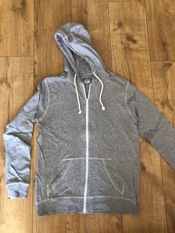 Gilet à capuche