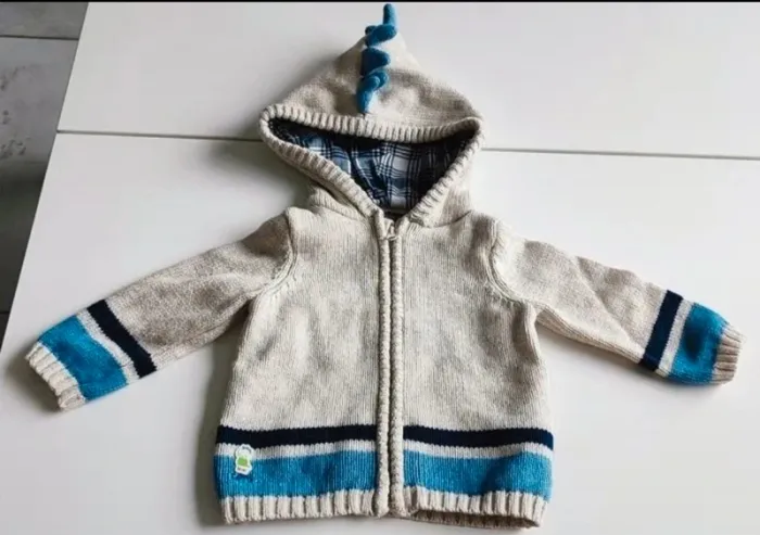 Très joli gilet zippé, comme neuf, de la marque Sergent Major - taille 9 mois