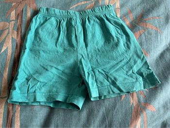 Short bleu clair 4 ans