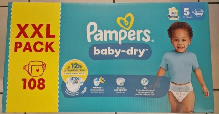 1 carton de couches Pampers taille 5